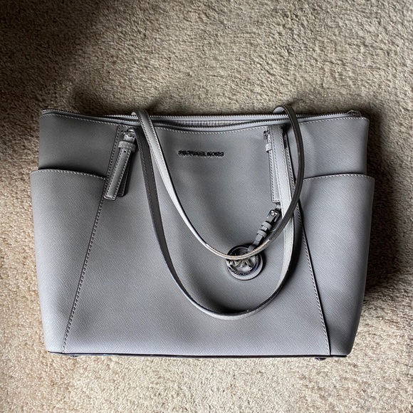 michael kors gray purse